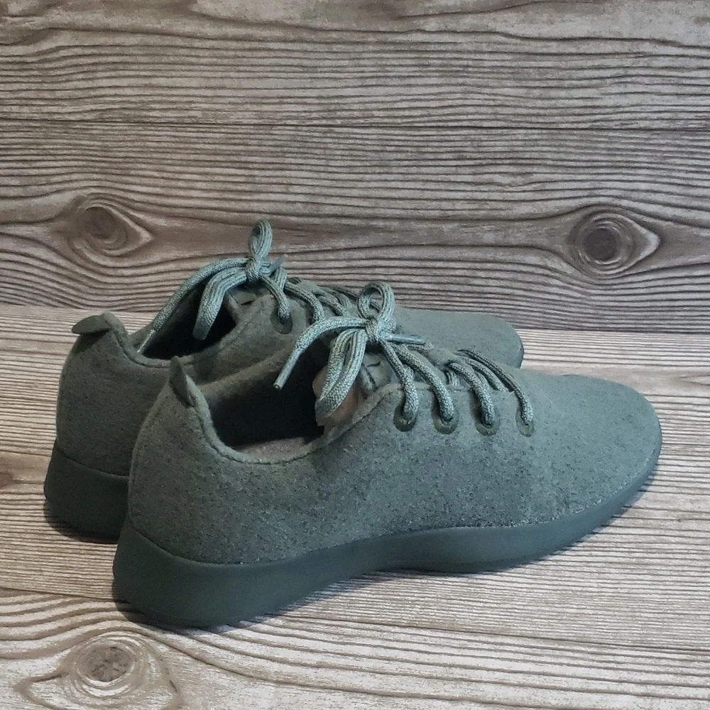 Allbirds Merino Green 9 laces woman shoes